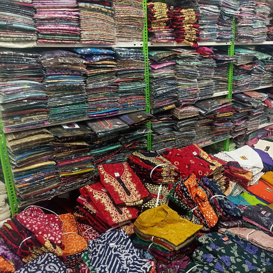 Dhalavaipuram Nighty